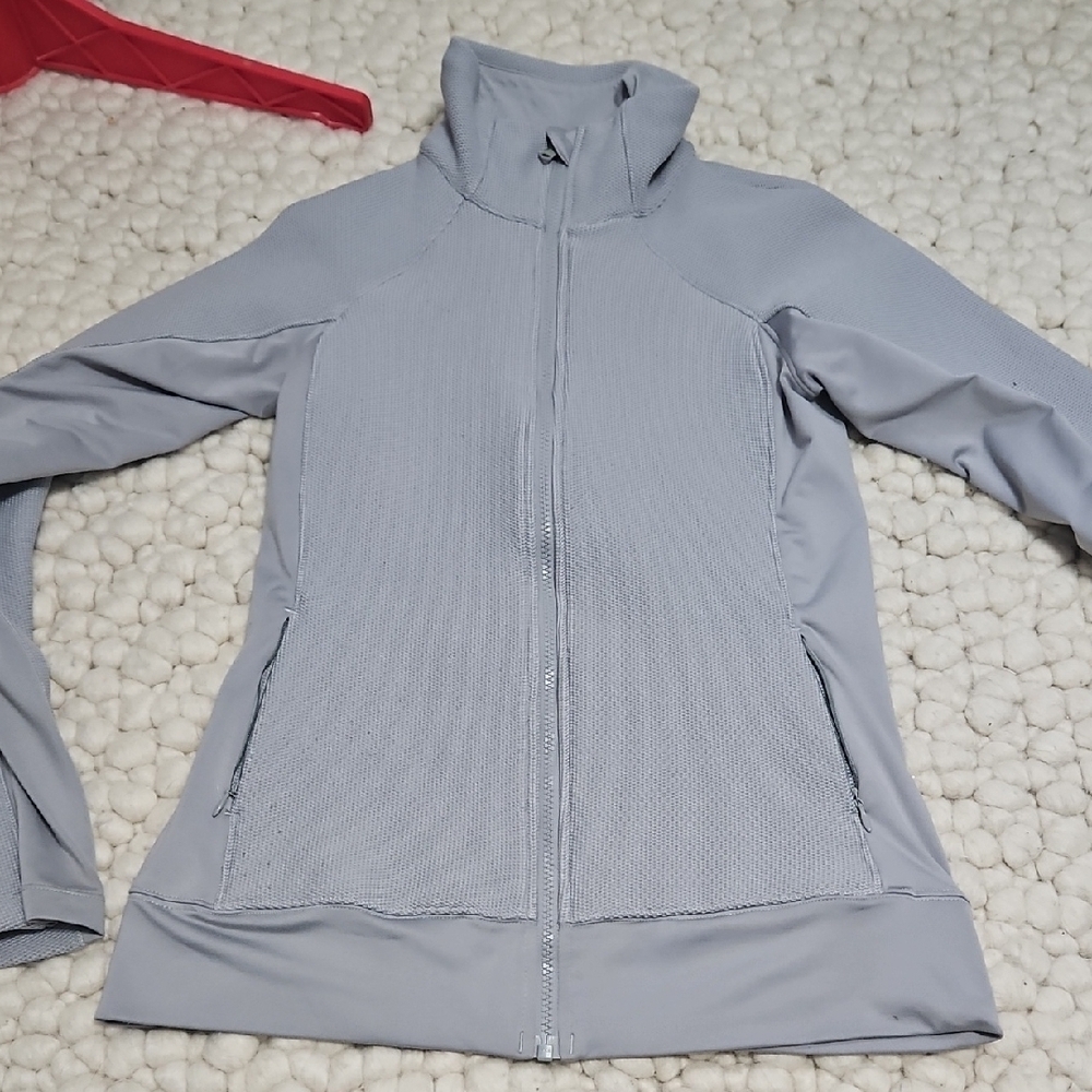Under Armour Women's Light Gray Jacket